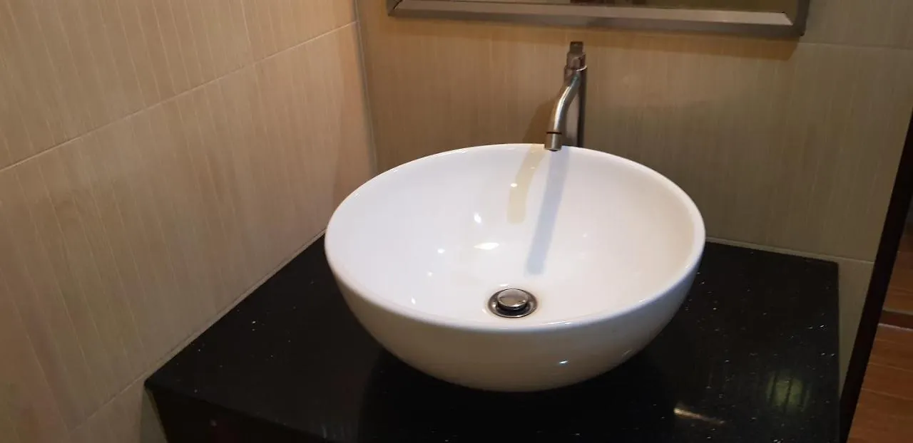 Capital O 89938 Herald Hotel Malacca